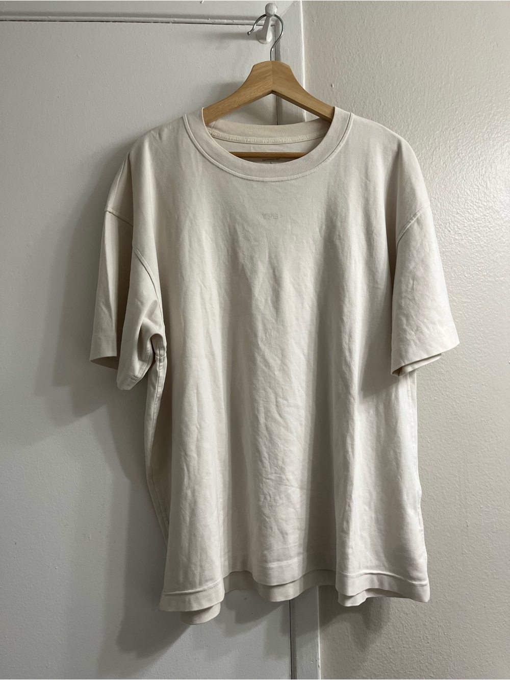 Men's Short Sleeve Crew T-Shirt in Light Beige